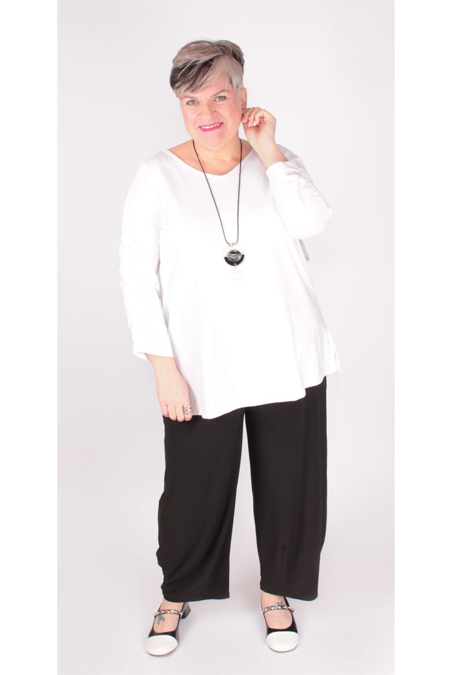 Revelry Top Rushed Sleeve White